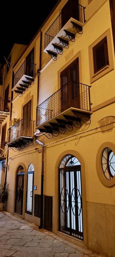 Sikelia Apartment Centro Palermo Exterior foto
